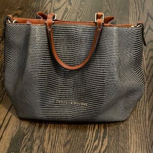 Dooney & Bourke Purse